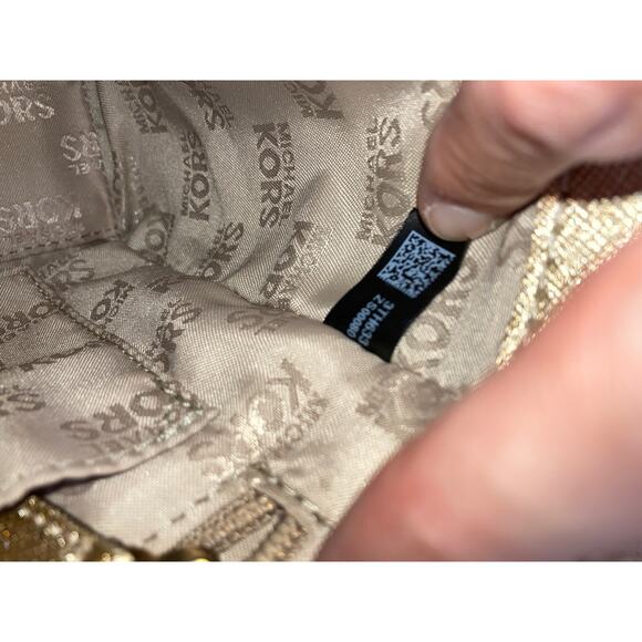 MICHAEL KORS IVORY, GOLD SIGNATURE LEATHER CROSSBODY BAG - Picture 9 of 16